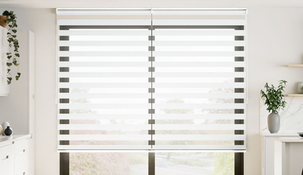 Jak odświeżyć rolety dzień-noc? Skuteczne sposoby czyszczenia i pielęgnacji